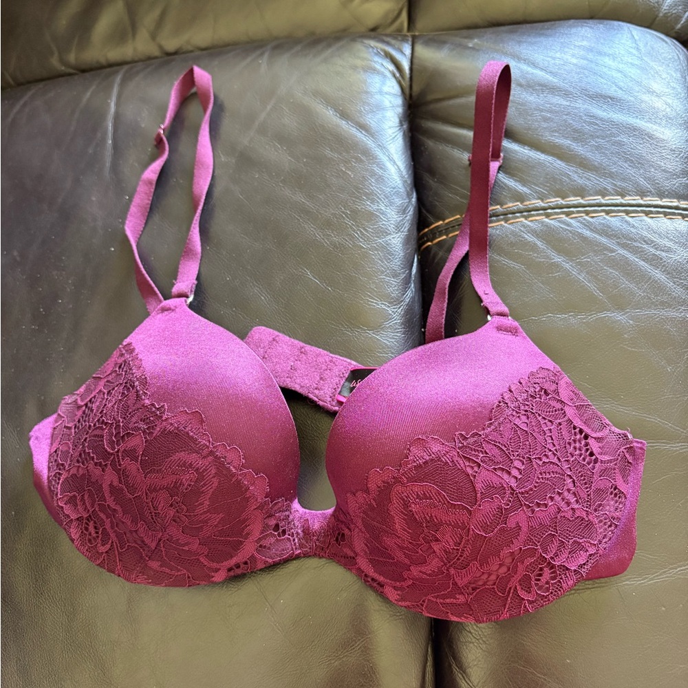 La Senza Elegant Lace Push-Up Bra - Burgundy